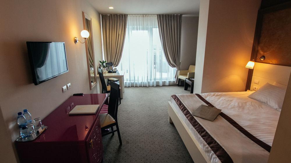 Continental Aparthotel 4*