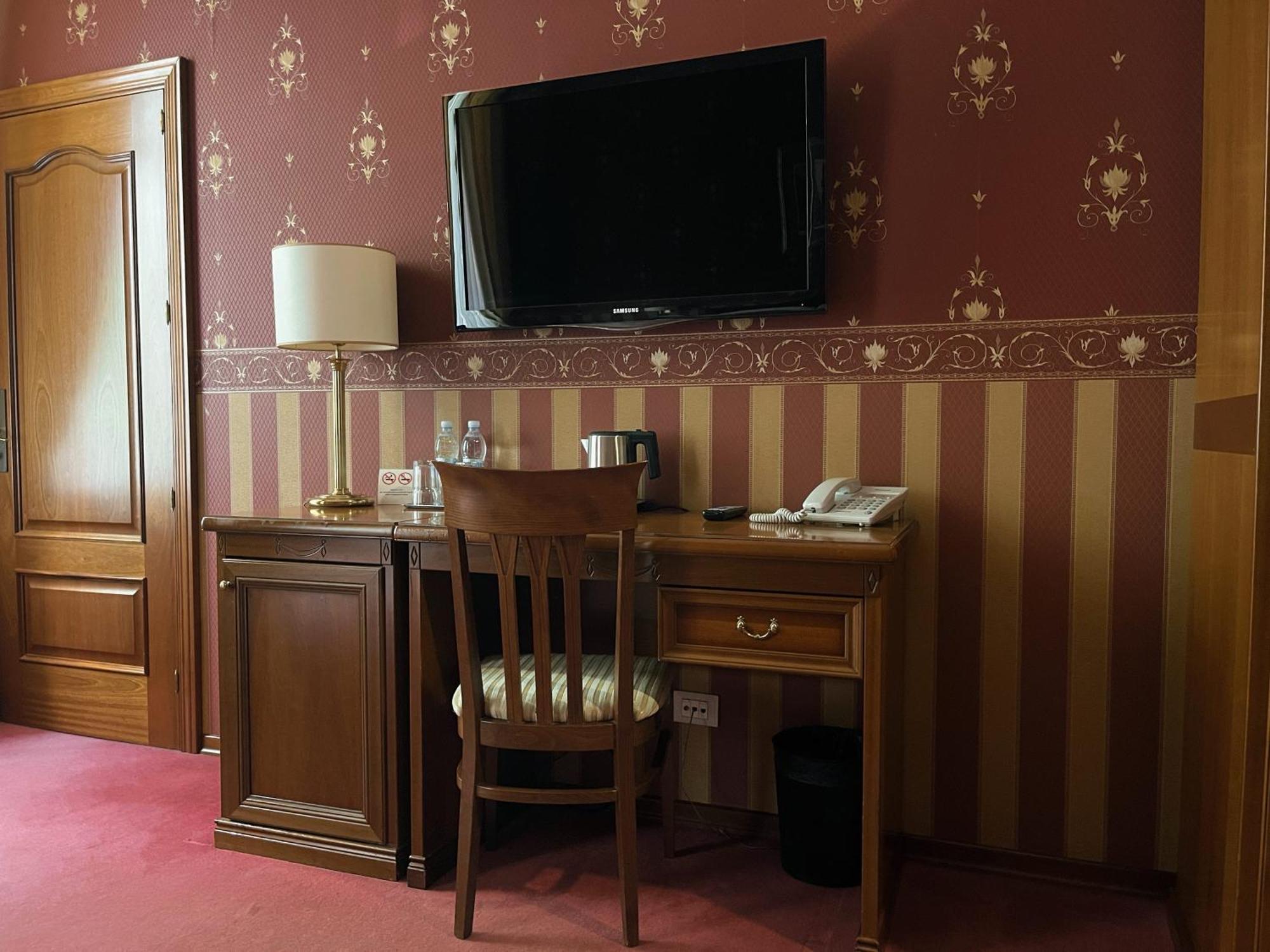 Готель Continental 4*