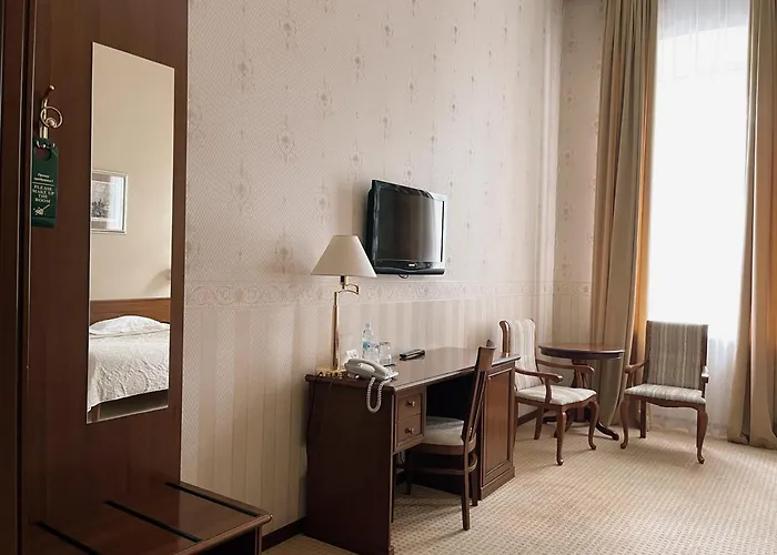 Continental Hotel